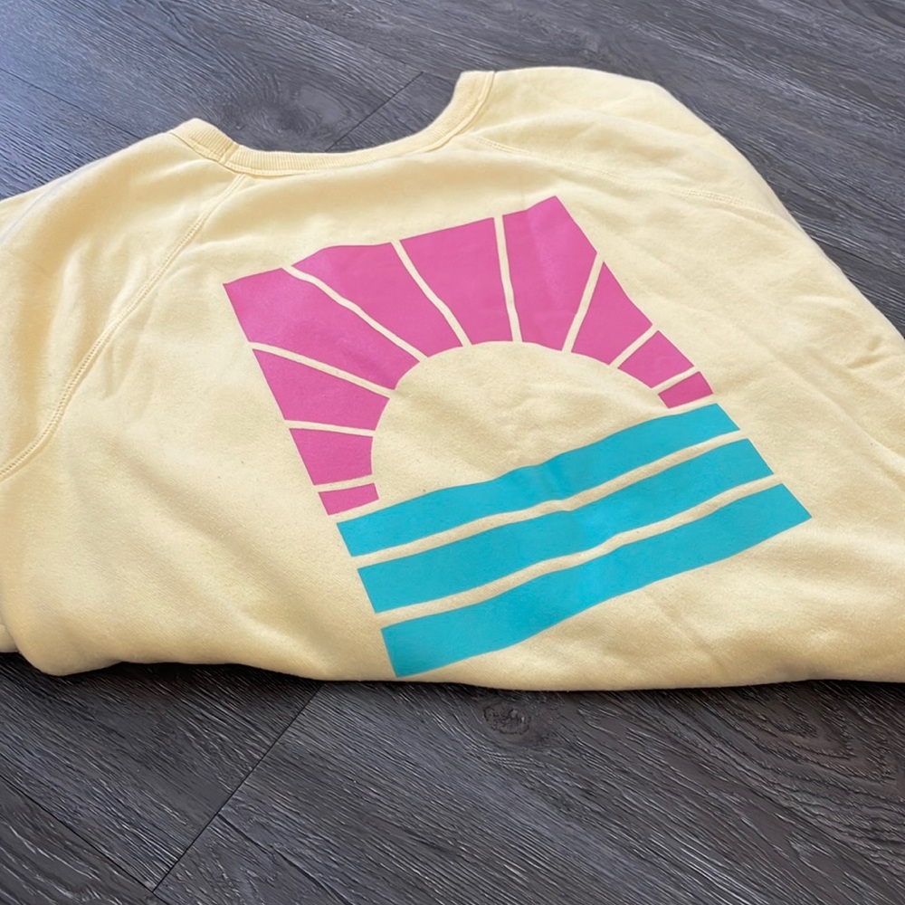 Old Navy size XL yellow sweatshirt